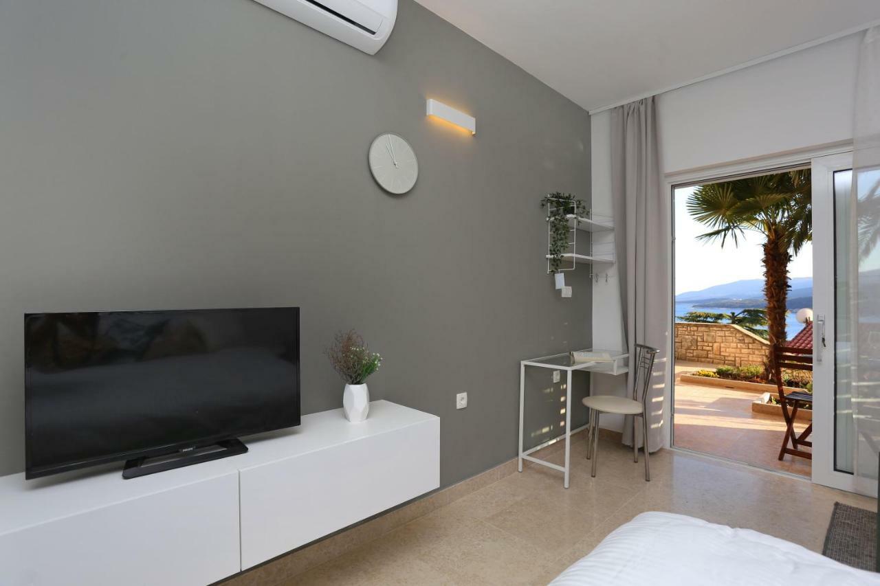 Studio Apartment Close To The Sea Rabac Exterior foto